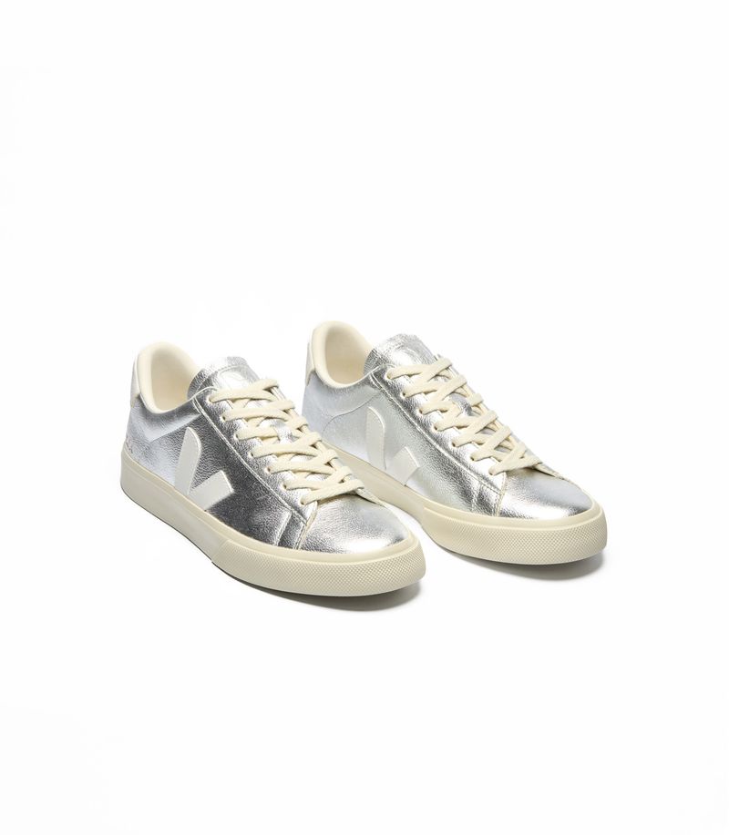 VEJA_CP0502684_top