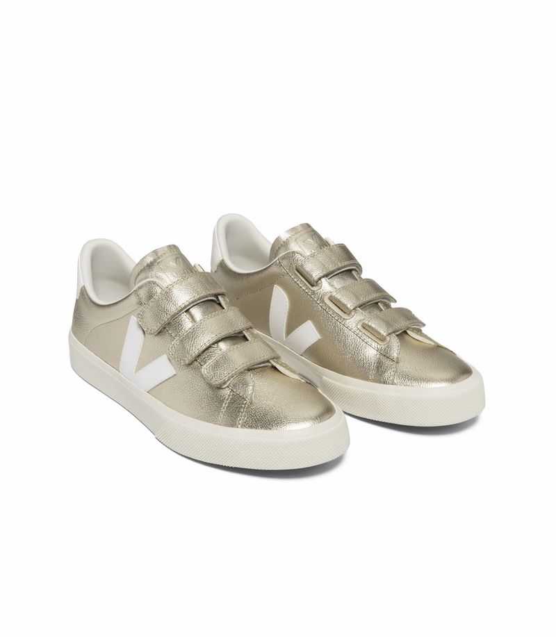 VEJA_RC0502418_top