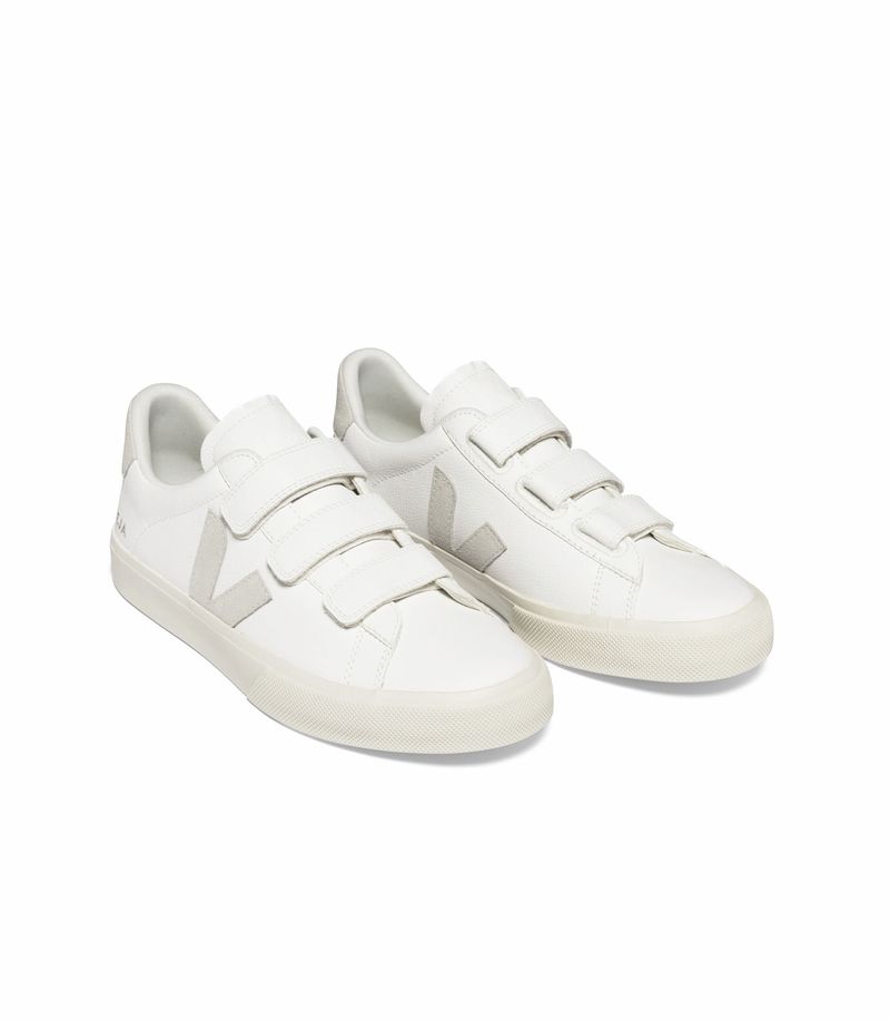 VEJA_RC0502919_top