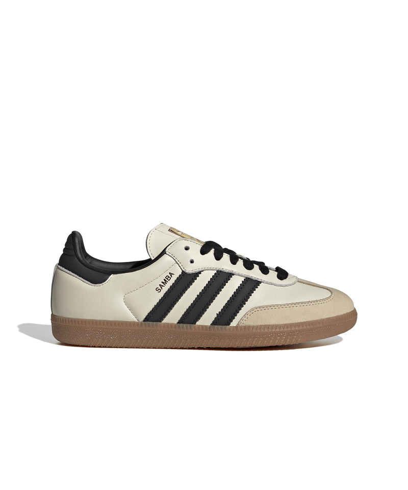 JK4976_1_FOOTWEAR_Photography_Side-Lateral-Center-View_white