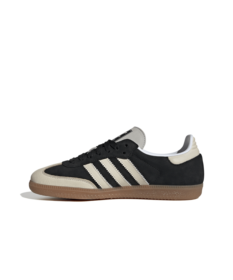 JK4977_5_FOOTWEAR_Photography_Side-Medial-Center-View_white