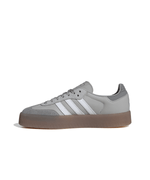 IE9108_5_FOOTWEAR_Photography_Side-Medial-Center-View_white