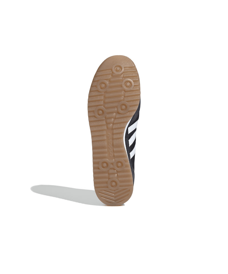 JI1282_4_FOOTWEAR_Photography_Bottom-View_white