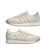 JH5100_10_FOOTWEAR_Photography_Mirrored-Pair-View_white