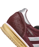 JP6072_8_FOOTWEAR_Photography_Detail-View-1_white