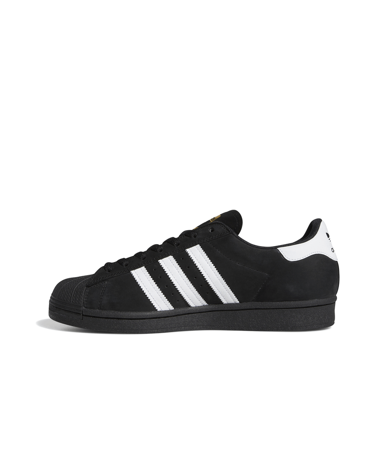 FV0321_5_FOOTWEAR_Photography_Side-Medial-Center-View_white