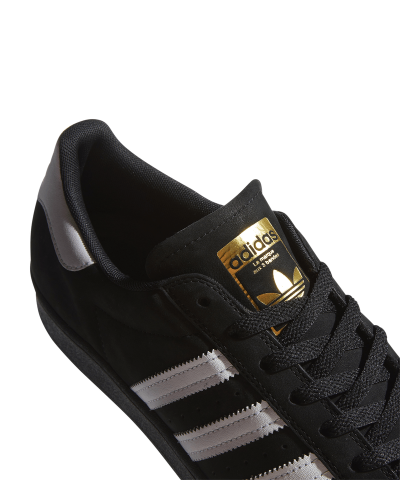 FV0321_8_FOOTWEAR_Photography_Detail-View-1_white