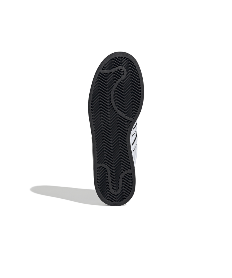 JH5469_4_FOOTWEAR_Photography_Bottom-View_white