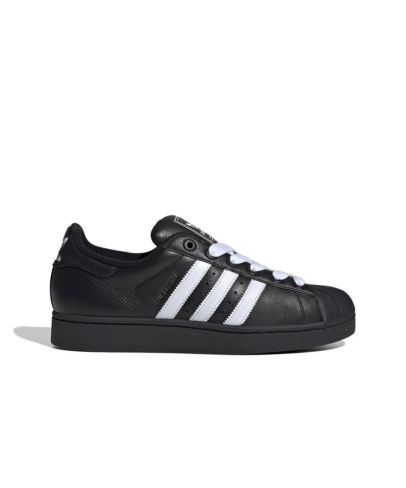JK4970_1_FOOTWEAR_Photography_Side-Lateral-Center-View_white