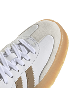 JQ0982_9_FOOTWEAR_Photography_Detail-View-2_white