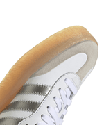 JS3943_8_FOOTWEAR_Photography_Detail-View-1_white