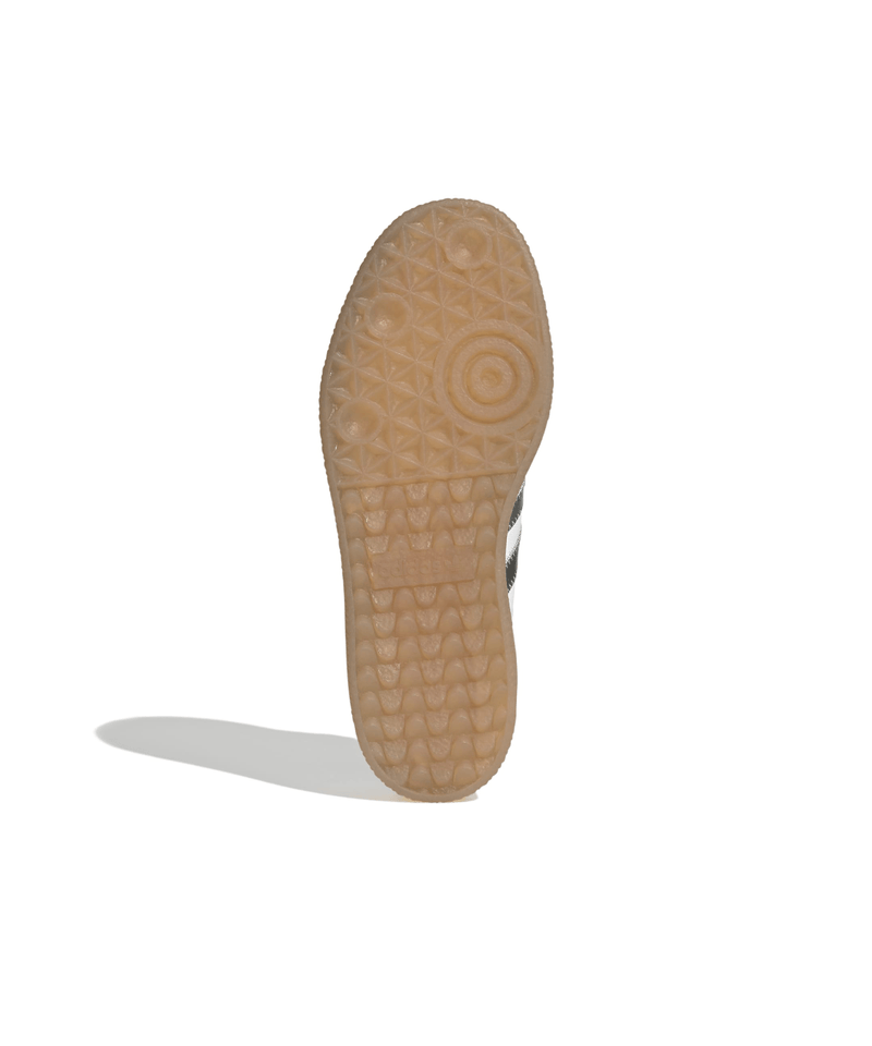 JS3943_4_FOOTWEAR_Photography_Bottom-View_white