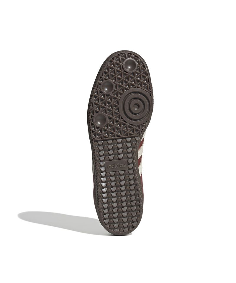 JI3216_4_FOOTWEAR_Photography_Bottom-View_white