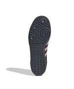JI2679_4_FOOTWEAR_Photography_Bottom-View_white