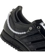 JQ2615_8_FOOTWEAR_Photography_Detail-View-1_white