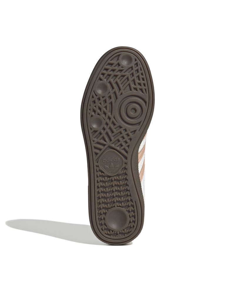 JI2649_4_FOOTWEAR_Photography_Bottom-View_white