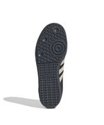 JI2680_4_FOOTWEAR_Photography_Bottom-View_white