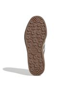 JI0328_4_FOOTWEAR_Photography_Bottom-View_white