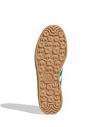 JI2713_4_FOOTWEAR_Photography_Bottom-View_white