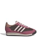 JP5200_1_FOOTWEAR_Photography_Side-Lateral-Center-View_white