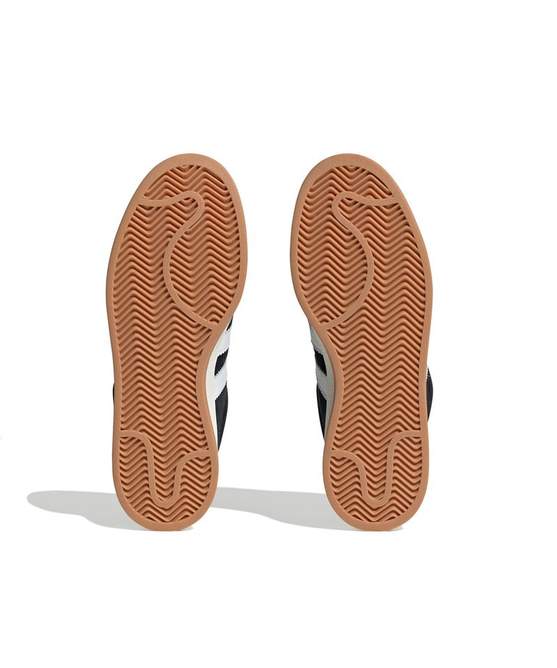 HQ8708_4_FOOTWEAR_Photography_Bottom-View_white