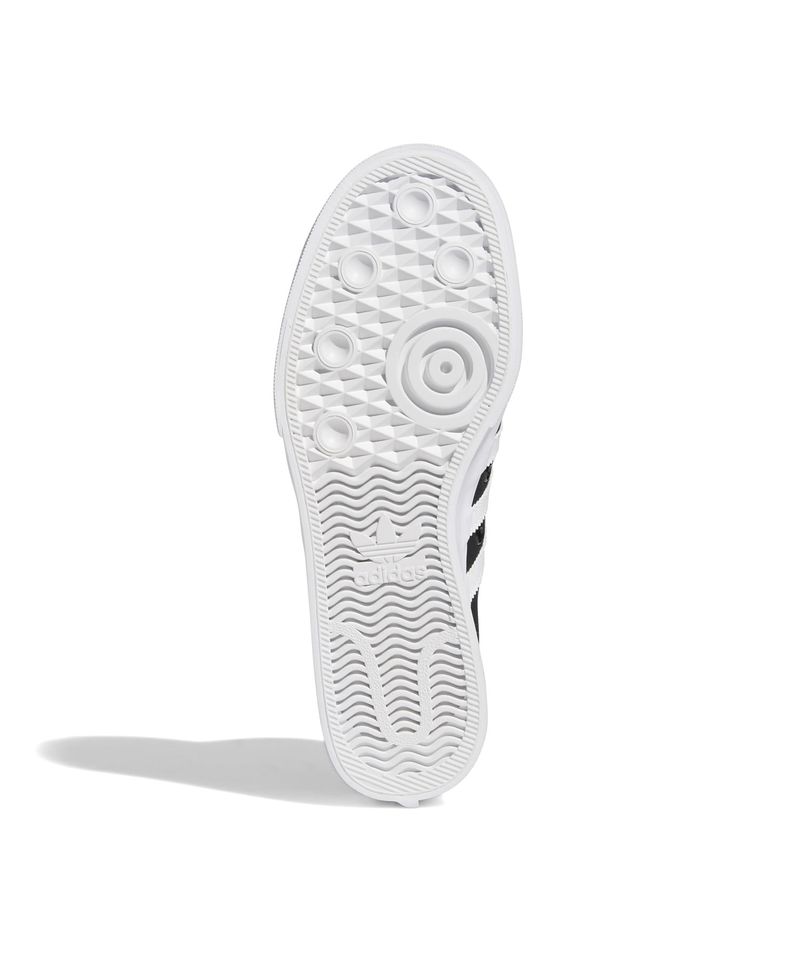 FY2783_4_FOOTWEAR_Photography_Bottom-View_white