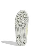 ID0396_4_FOOTWEAR_Photography_Bottom-View_white