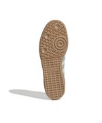 IG1965_4_FOOTWEAR_Photography_Bottom-View_white