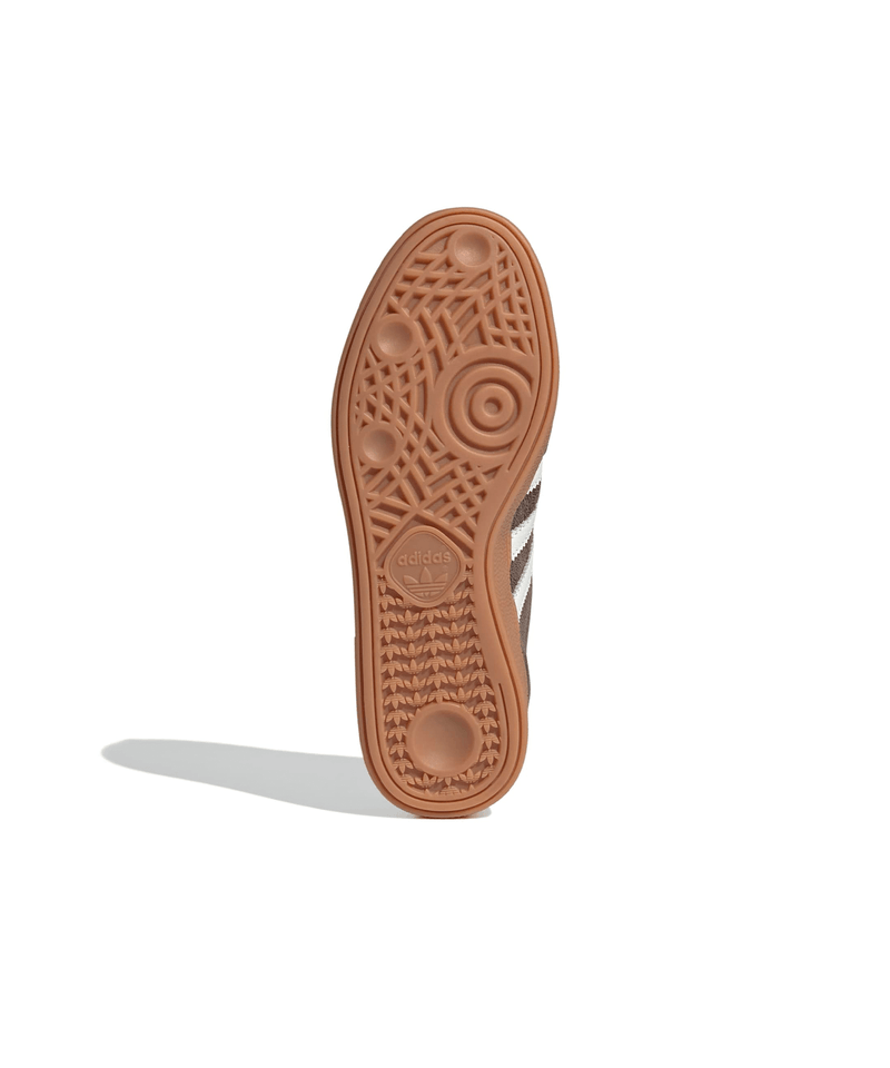 IF6490_4_FOOTWEAR_Photography_Bottom-View_white