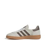 JQ8903_5_FOOTWEAR_Photography_Side-Medial-Center-View_white