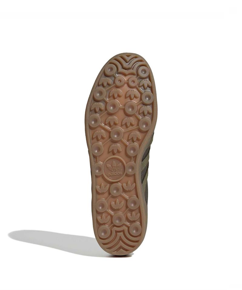 JQ8396_4_FOOTWEAR_Photography_Bottom-View_white