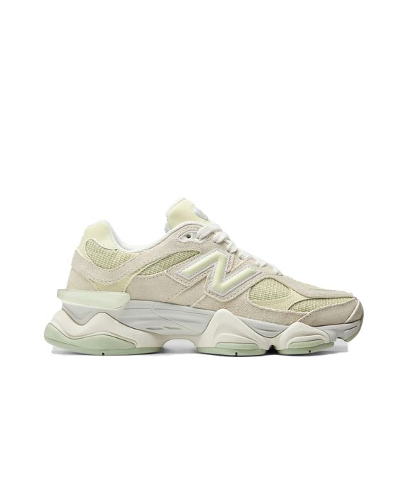 Tênis New Balance 9060